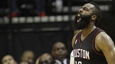 James Harden z Houstonu a jeho vítzný ev.