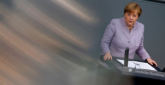 Angela Merkelová ve tvrtek vystoupila ve Spolkovém snmu (27. dubna 2017)