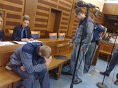 Radim Uherek a Patrik Pešta při zahájení hlavního líčení u Krajského soudu v... Radim Uherek a Patrik Pešta při zahájení hlavního líčení u Krajského soudu v...