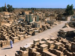 Wadi Al-Salam v Iráku je nejvtí hbitov na svt.