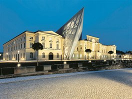 Zásek parazita. Daniel Libeskind a jeho Muzeum armádní historie v Dráanech...