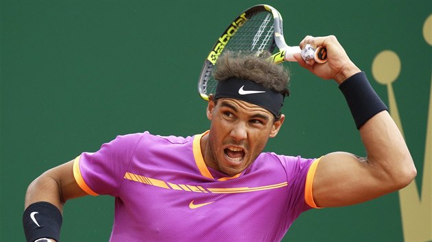 panlsk tenista Rafael Nadal bhem finle turnaje v Monte Carlu.
