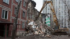 Demolice pětipatrové chruščovky v Moskvě (28. února 2017) Demolice pětipatrové chruščovky v Moskvě (28. února 2017)