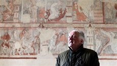 „Bývala tu v dobách dědečka hraběte Františka Harracha obyčejná koupelna pro... „Bývala tu v dobách dědečka hraběte Františka Harracha obyčejná koupelna pro...