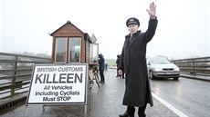 Odpůrci zavedení kontrol uspořádali v lednu letošního roku improvizované celní... Odpůrci zavedení kontrol uspořádali v lednu letošního roku improvizované celní...