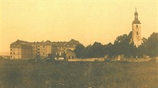 Staroměstský kostel. Pohled z poloviny 20. století, kdy je na snímku nový... Staroměstský kostel. Pohled z poloviny 20. století, kdy je na snímku nový...