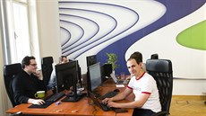 V kanceláři Sapho na Václavském náměstí V kanceláři Sapho na Václavském náměstí