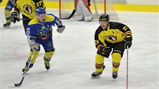 Hokejisté Mělníka (žlutočerní) letos krajskou ligu znovu ovládli a i v příští... Hokejisté Mělníka (žlutočerní) letos krajskou ligu znovu ovládli a i v příští...