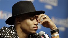 Russell Westbrook na tiskové konferenci po vyazení svého Oklahoma City z...