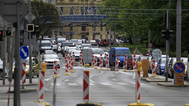 Oprava parovodu paralyzovala Brno.