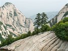 Krajina pipomíná svými skalisky Yosemitský národní park v USA.