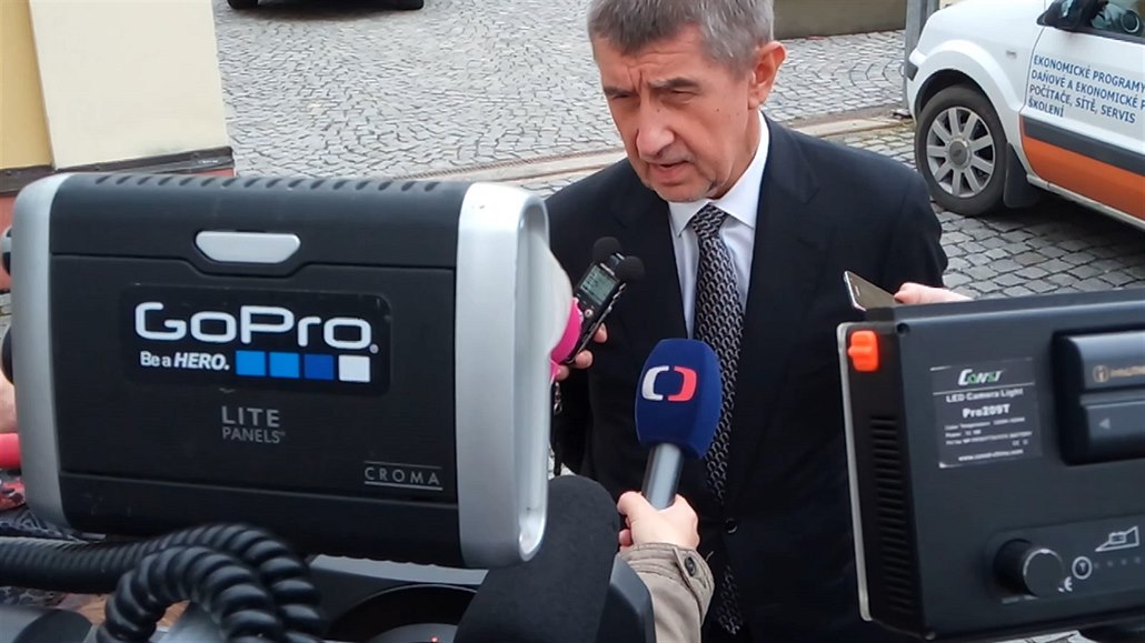 Za mým špehováním je Chovanec, říká Babiš Za mým špehováním je Chovanec, říká Babiš