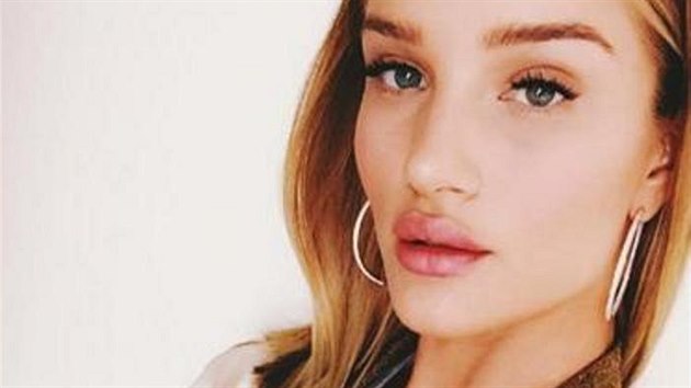 Modelka Rosie Huntington-Whiteleyov