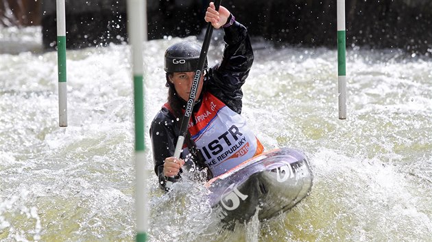 Kateina Kudjov bhem eskho pohru vodnch slalom