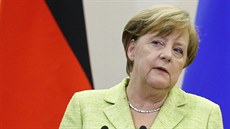 Nmecká kancléka Angela Merkelová pi setkání s ruským prezidentem Vladimirem...