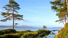 Pobřeží jihozápadního Irska u okružní silnice Ring of Kerry Pobřeží jihozápadního Irska u okružní silnice Ring of Kerry