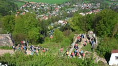 Z trasy pochodu Přes tři hrady. Z trasy pochodu Přes tři hrady.