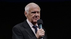 Cenu za zásluhy o Pardubický kraj získal také emeritní přednosta chirurgického... Cenu za zásluhy o Pardubický kraj získal také emeritní přednosta chirurgického...