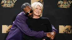 Snoop Dogg a Martha Stewartová na ceremoniálu cen MTV Snoop Dogg a Martha Stewartová na ceremoniálu cen MTV
