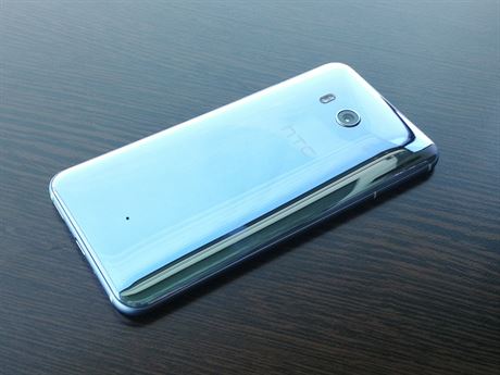 HTC U11