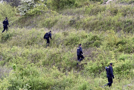 Desítky policist 15. kvtna opt pátraly v terénu po poheované dvaatyicetileté Pavle Z. z vesnice poblí Kyjova.
