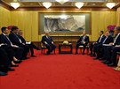 Prezident Milo Zeman se v Pekingu seel s ruským prezidentem Vladimírem...