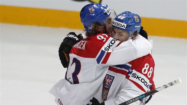 PRVNÍ GÓL! David Pastrňák slaví svůj první gól na mistrovství světa s kapitánem... PRVNÍ GÓL! David Pastrňák slaví svůj první gól na mistrovství světa s kapitánem...