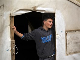 Sedmnctilet Ahmed Amn Koro si zail pevchovu v chalftu