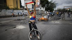 Protesty proti prezidentu Nicolási Madurovi v hlavním mst Venezuely. (15.5....