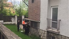Policisté ve Stranicích vyetují vradu (12.5.2017).