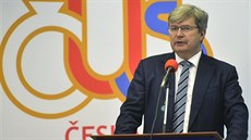 Předseda České unie sportu (ČUS) Miroslav Jansta hovoří na valné hromadě, která... Předseda České unie sportu (ČUS) Miroslav Jansta hovoří na valné hromadě, která...