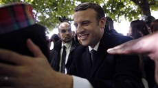 Nově zvolený francouzský prezident Emmanuel Macron na oslavách výročí zrušení... Nově zvolený francouzský prezident Emmanuel Macron na oslavách výročí zrušení...