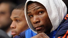 Kevin Durant (v popředí) a Russell Westbrook na začátku svých kariér v Oklahoma... Kevin Durant (v popředí) a Russell Westbrook na začátku svých kariér v Oklahoma...