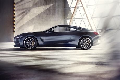 Studie kup BMW ady 8