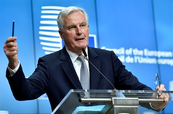 Michel Barnier bhem pondlního vystoupení v evropském parlamentu (22. kvtna...