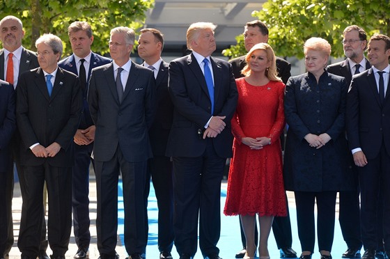 Americký prezident Donald Trump na první schzce se spojenci z NATO v Bruselu