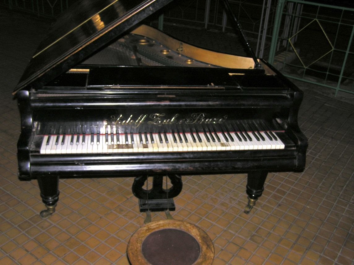 Klavír na Ousteckém nádraí