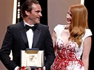 Joaquin Phoenix pebr hereckou cenu 70. festivalu v Cannes