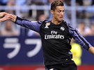 Cristiano Ronaldo z Realu Madrid v akci bhem zápasu proti Málaze.