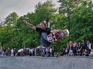 1. ročník skejtových závodů v novém Rožnovském Skateparku z dílny Mystic Constructions. Pojede se o prize money 18 000 Kč a věcné ceny od sponzorů 1. ročník skejtových závodů v novém Rožnovském Skateparku z dílny Mystic Constructions. Pojede se o prize money 18 000 Kč a věcné ceny od sponzorů