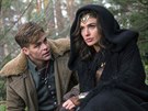 Chris Pine a Gal Gadotová ve filmu Wonder Woman 1984 (2017)