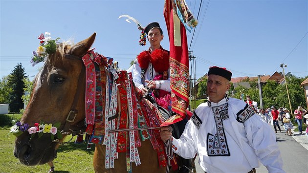 Tradin jzda krl je zapsan i na seznamu UNESCO. Symbolickou vldu pevzal dvanctilet krl Petr panl. (Vlnov, 28. 5. 2017)