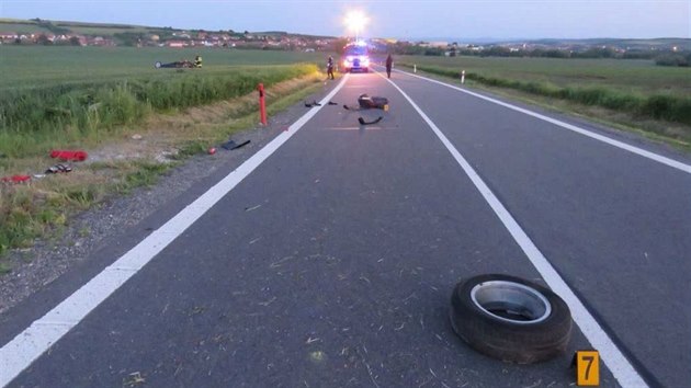 Smrteln nehoda na silnici mezi Slavkovem a Strnm.