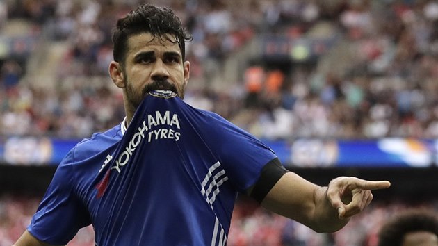 tonk Chelsea Diego Costa se raduje z vyrovnvac trefy ve finle FA Cupu.