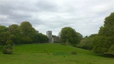 Kláter Muckross Abbey v národním parku Killarney
