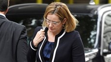 Britská ministryn vnitra Amber Ruddová (23. kvtna 2017)