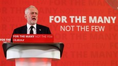 Jeremy Corbyn bhem kampan (kvten 2017)