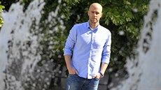 Hokejový rozhodčí Antonín Jeřábek Hokejový rozhodčí Antonín Jeřábek