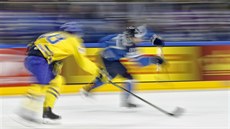 Umělecká momentka ze semifinále mistrovství světa Finsko (modrá) vs. Švédsko Umělecká momentka ze semifinále mistrovství světa Finsko (modrá) vs. Švédsko