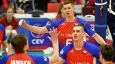 Radost českých volejbalistů v kvalifikačním duelu proti Švédsku. Radost českých volejbalistů v kvalifikačním duelu proti Švédsku.